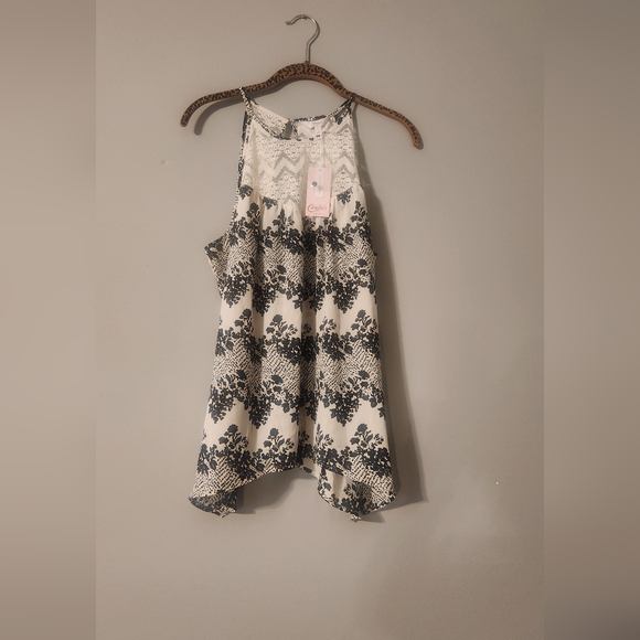 Juniors' Candie's® Sharkbite Hem Lace Tank